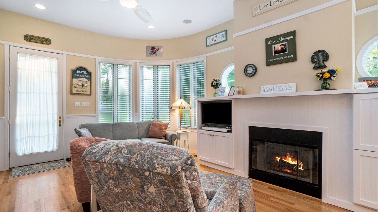 Photo of Livingroom in South Haven