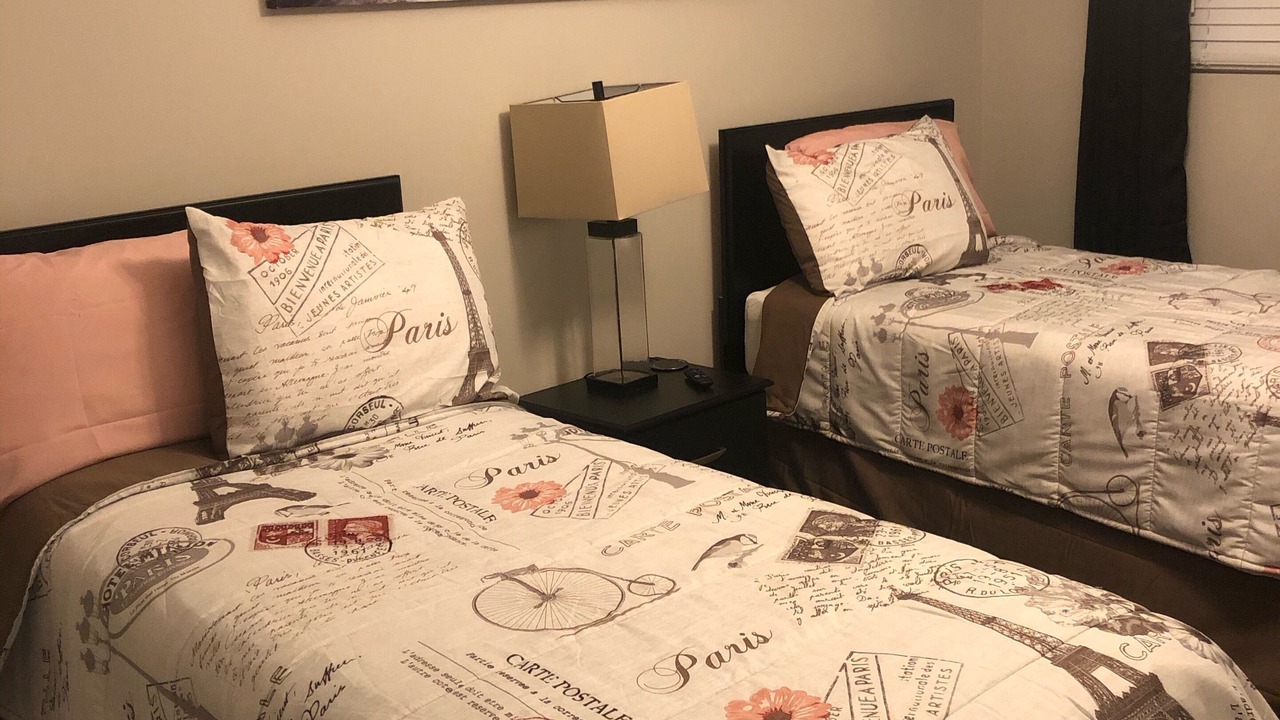 Photo of Bedroom in Forest Park