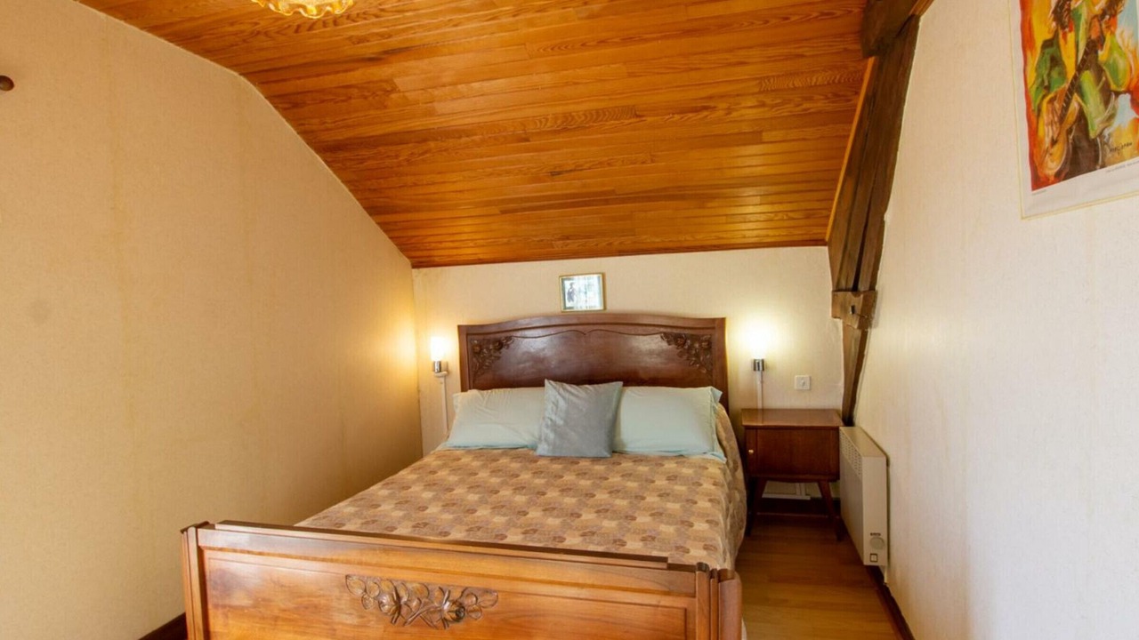 Photo of Bedroom in Doissat