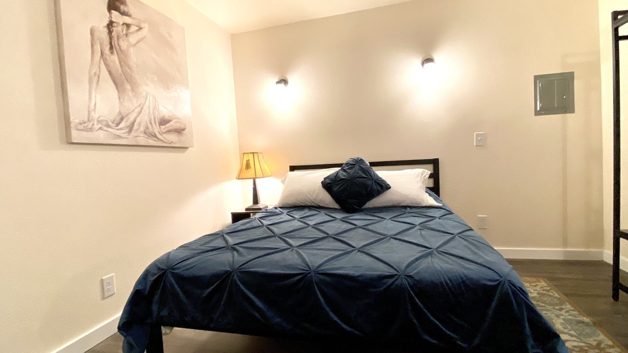 Photo of Bedroom in Alderwood Manor