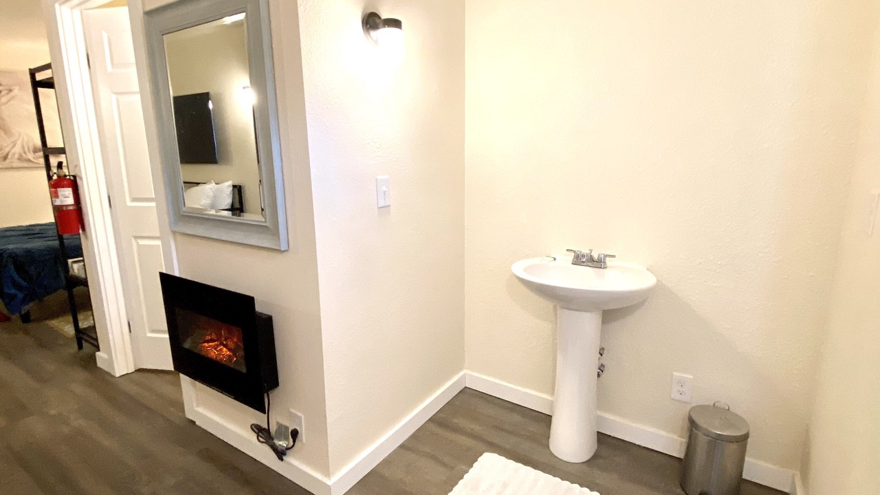 Photo of Bedroom in Alderwood Manor