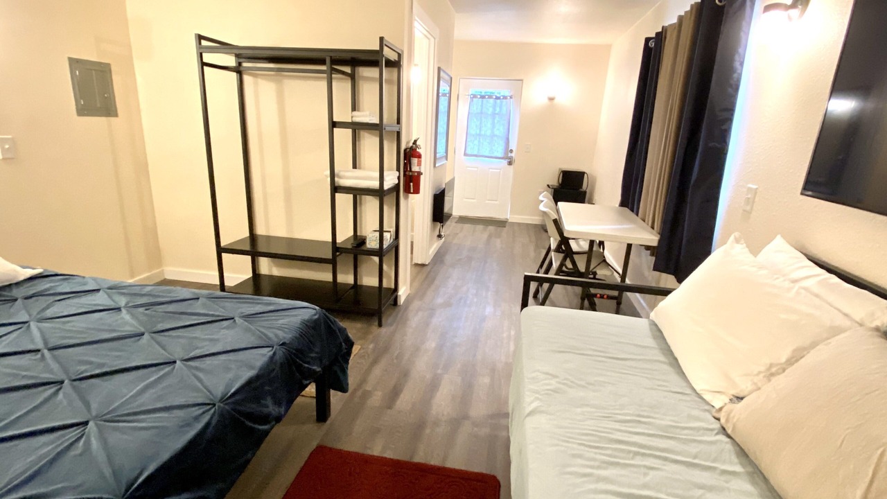 Photo of Bedroom in Alderwood Manor