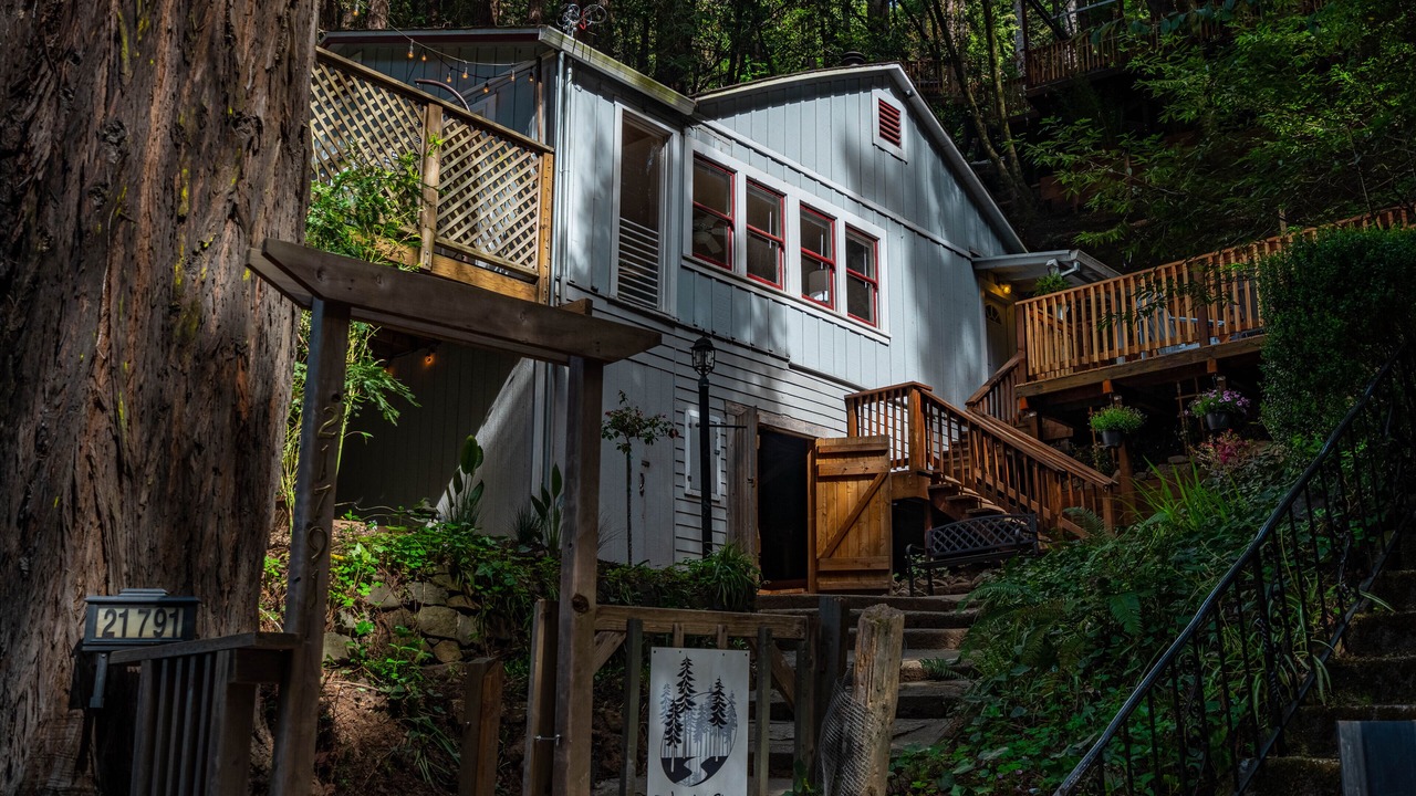 Photo of Outdoor in Northwood