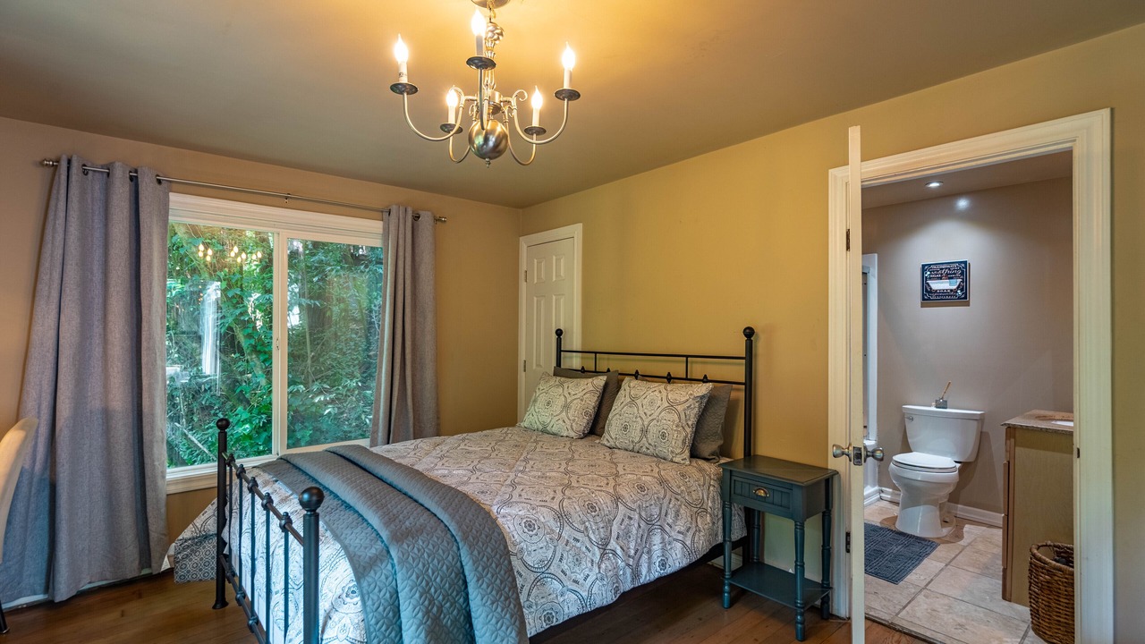 Photo of Bedroom in Northwood