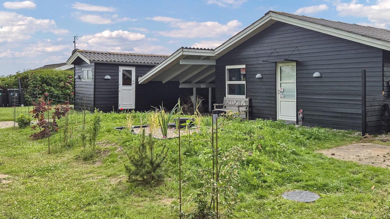 Photo of Others in Frolunde