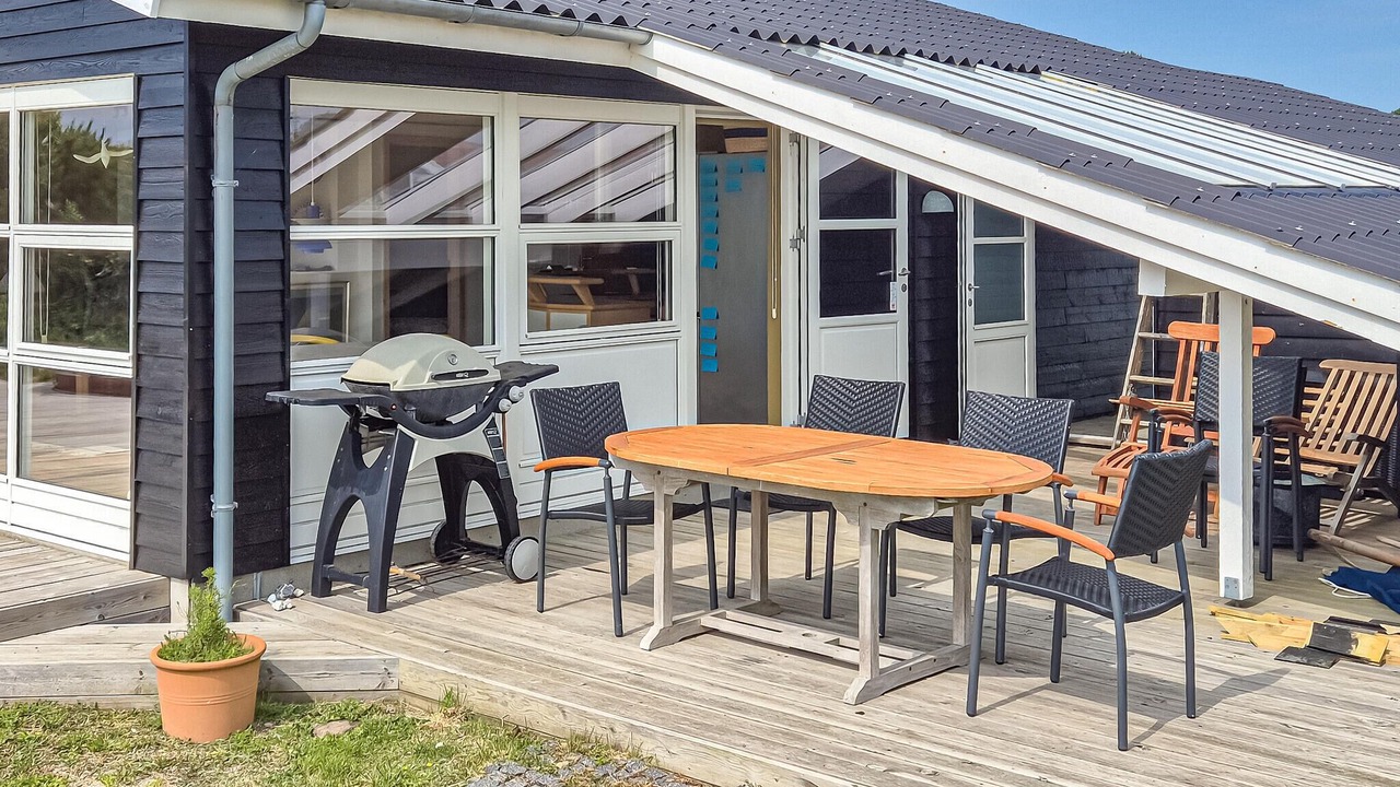 Photo of Others in Frolunde