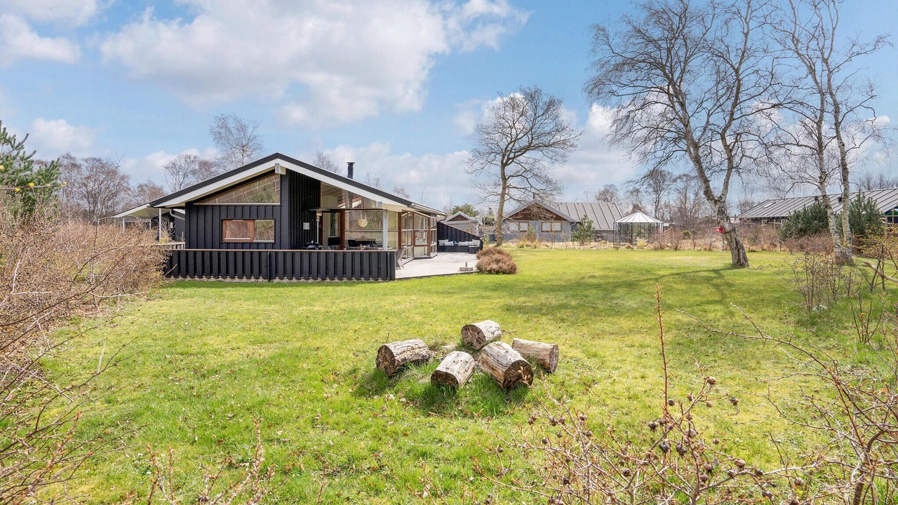 Photo of Others in Grena Strand