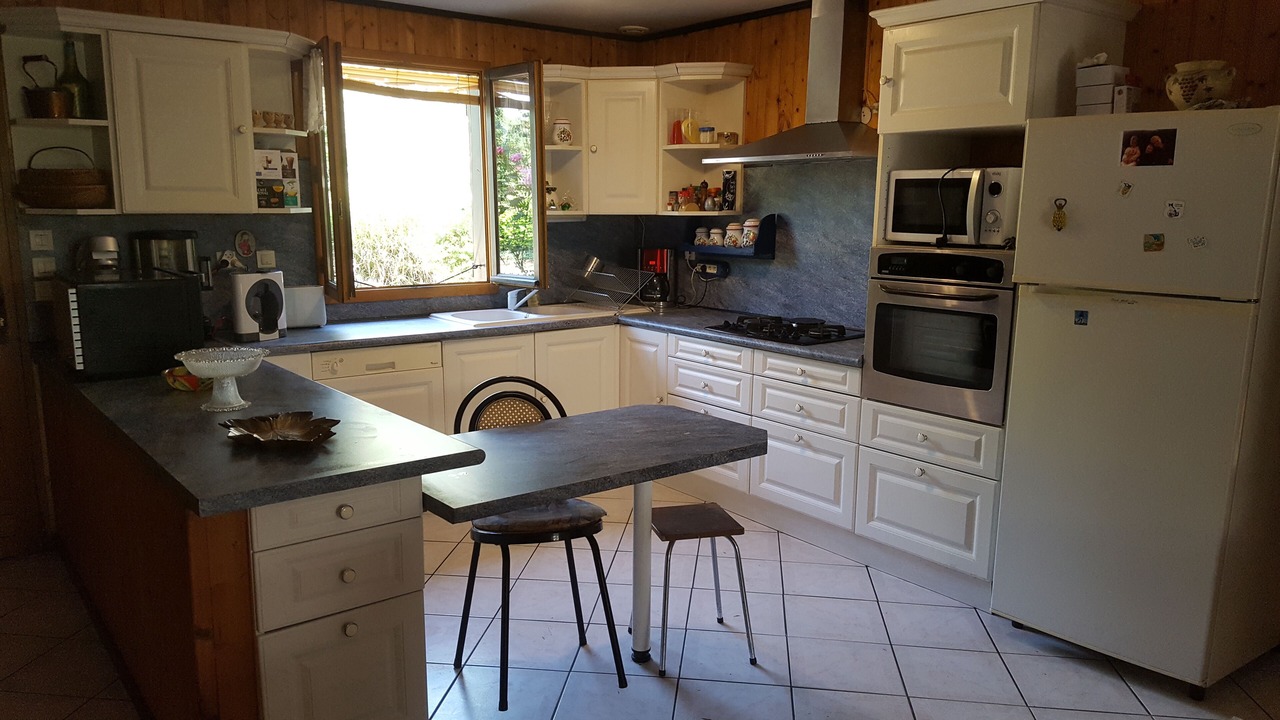 Photo of Kitchen in Sainte-Eulalie-en-Born