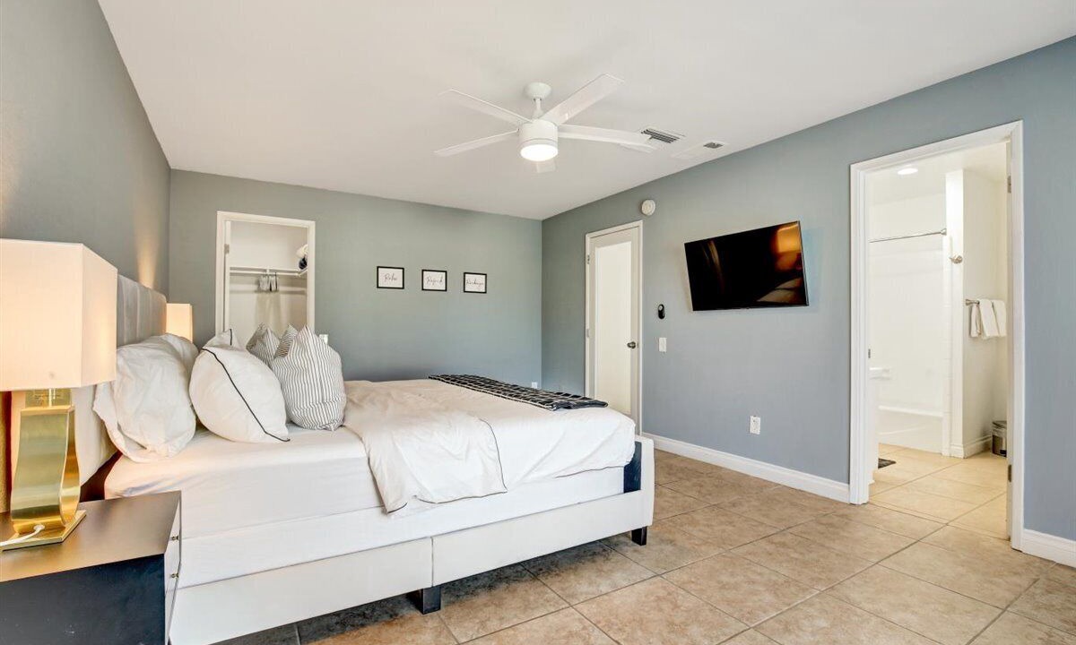 Photo of Bedroom in Desert Park Estates