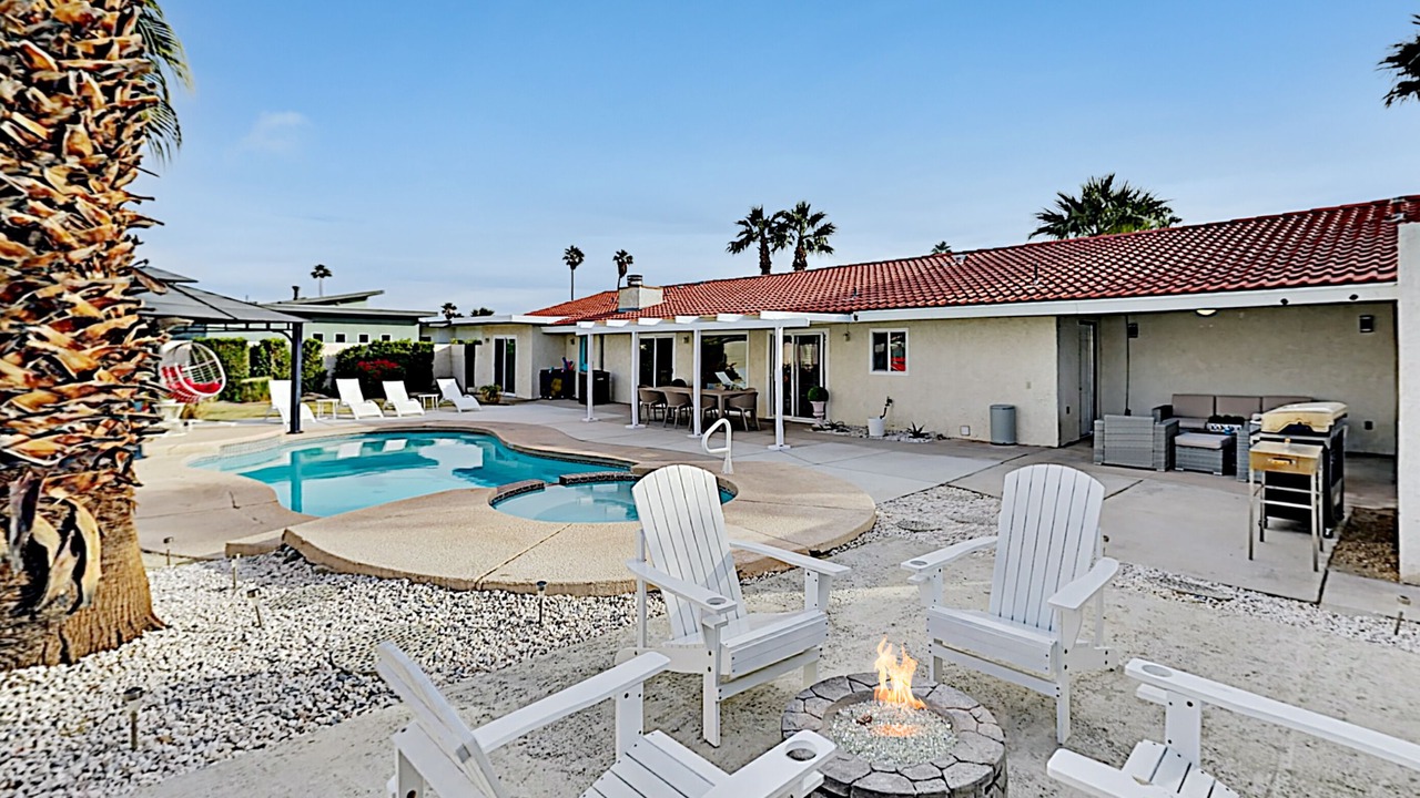 Photo of Outdoor in Desert Park Estates