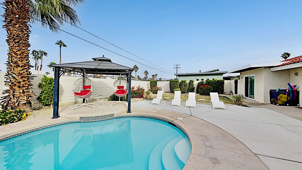 Photo of Outdoor in Desert Park Estates