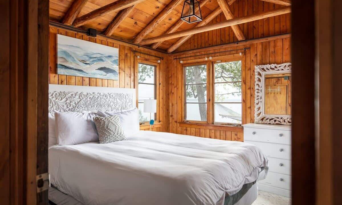 Photo of Bedroom in Suttons Bay