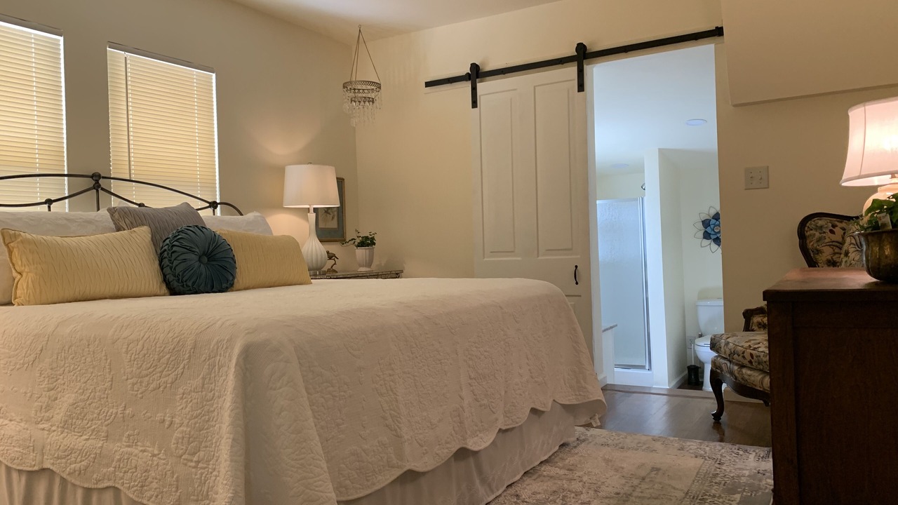 Photo of Bedroom in Breaux Bridge