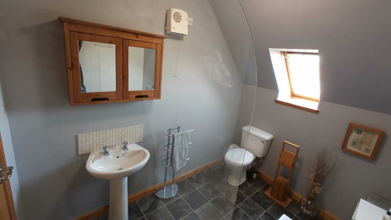 Photo of Bathroom in Stromness