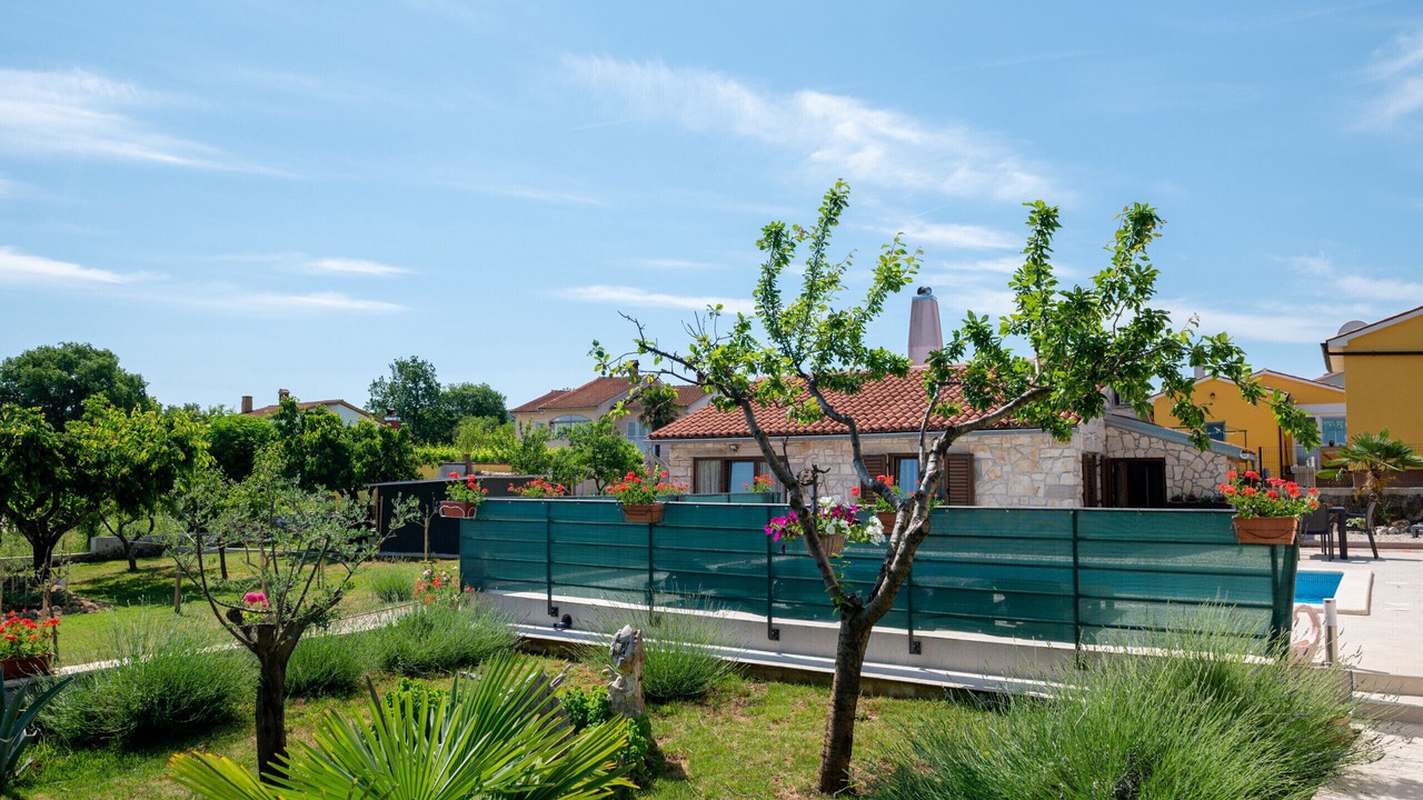 Photo of Outdoor in Kapelica