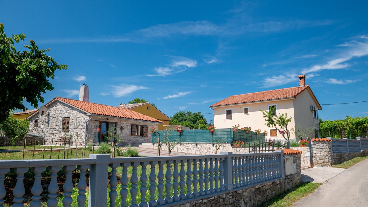 Photo of Outdoor in Kapelica