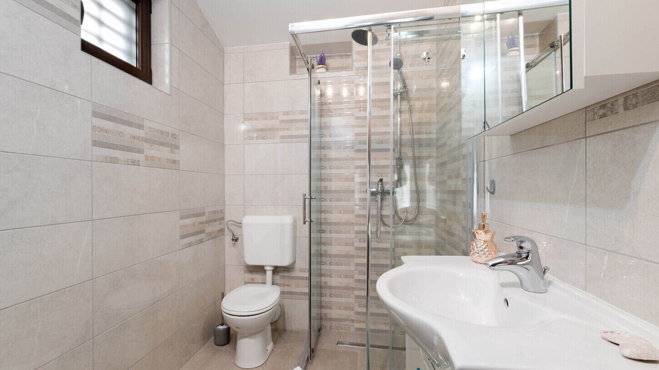 Photo of Bathroom in Kapelica