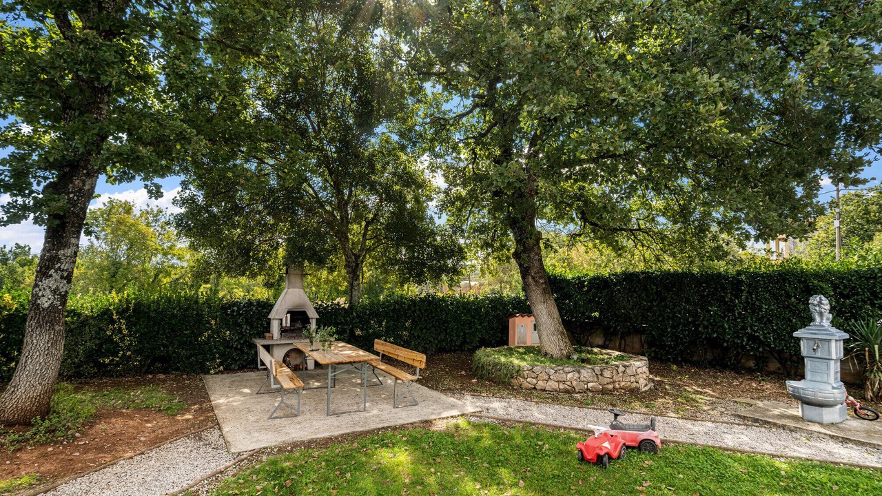 Photo of Outdoor in Marceljani