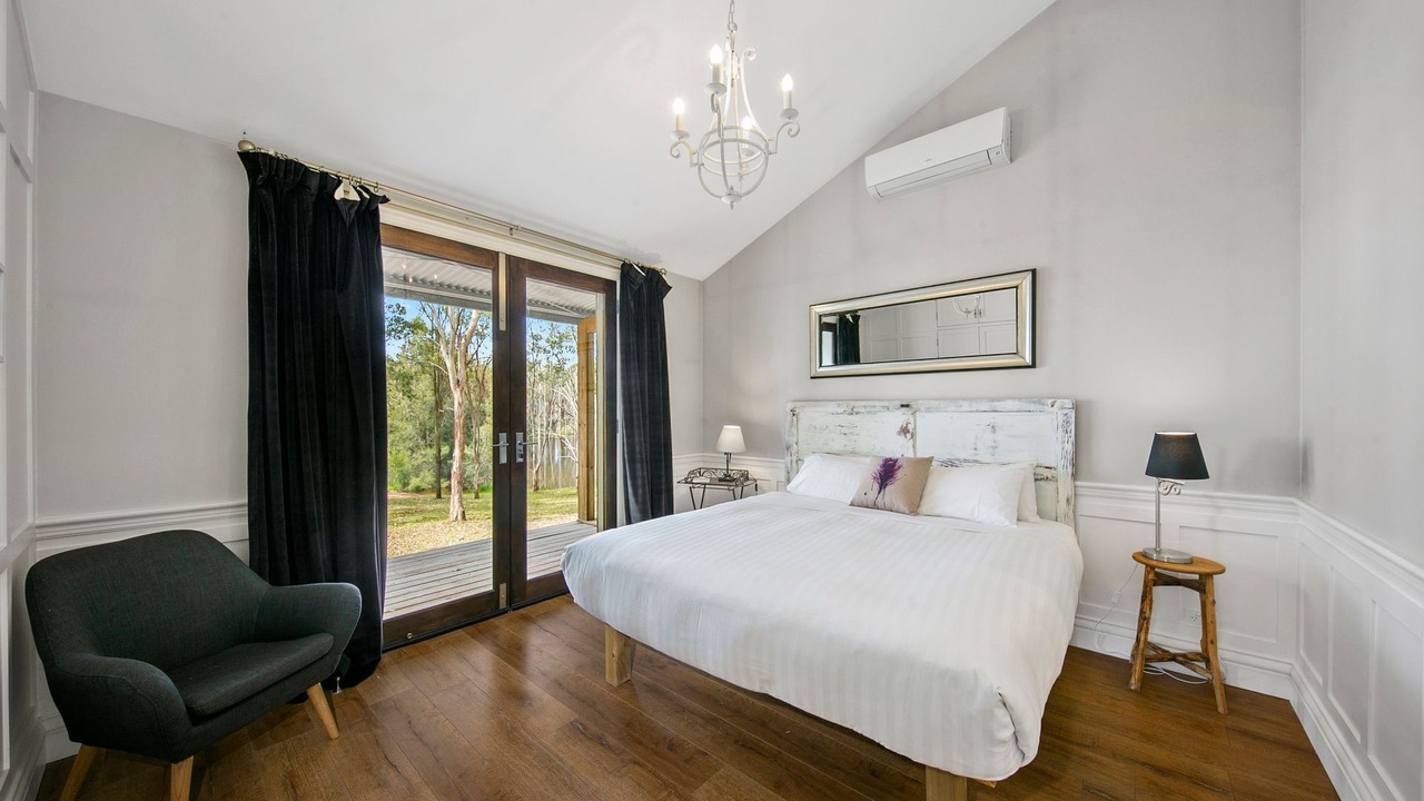 Photo of Bedroom in Belford