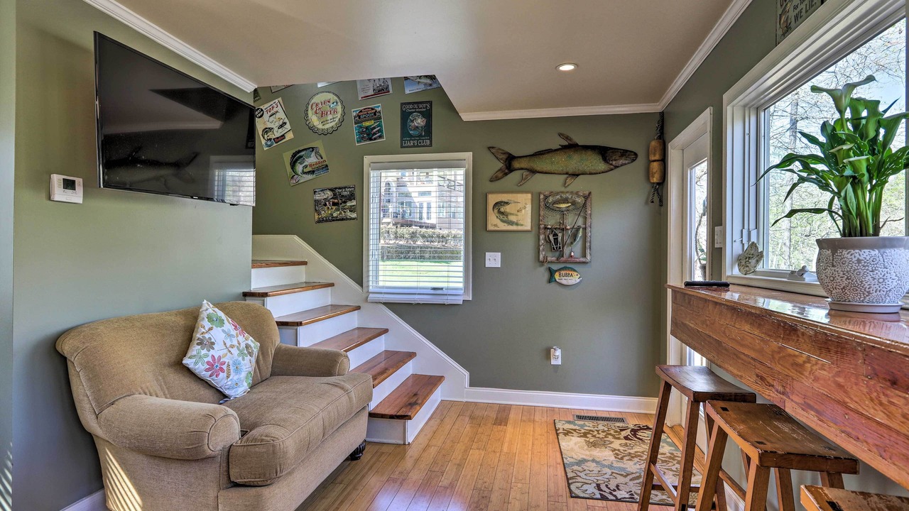 Photo of Bedroom in Thomaston