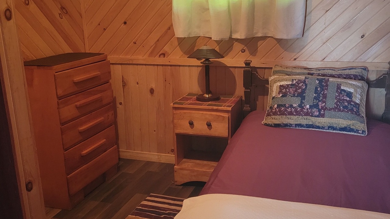 Photo of Bedroom in Unorganized Centre Parry Sound