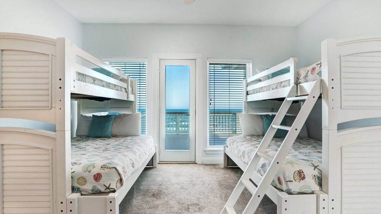 Photo of Bedroom in Indian Beach