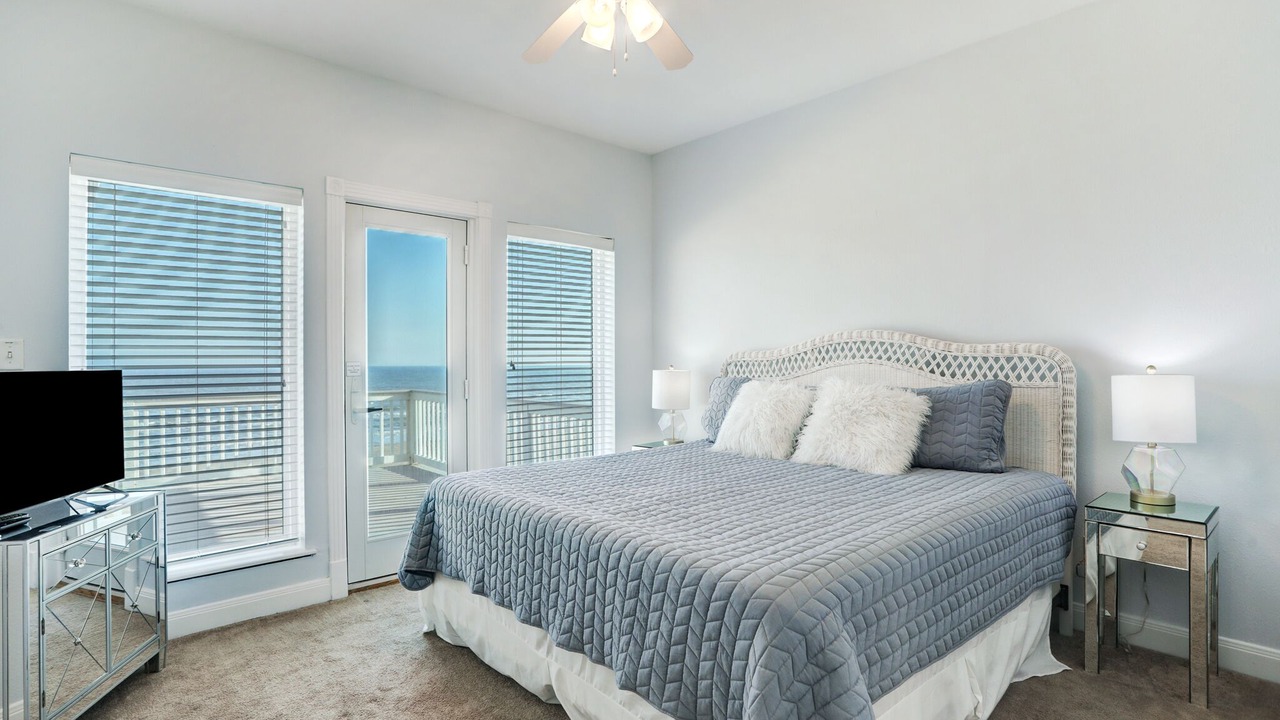 Photo of Bedroom in Indian Beach