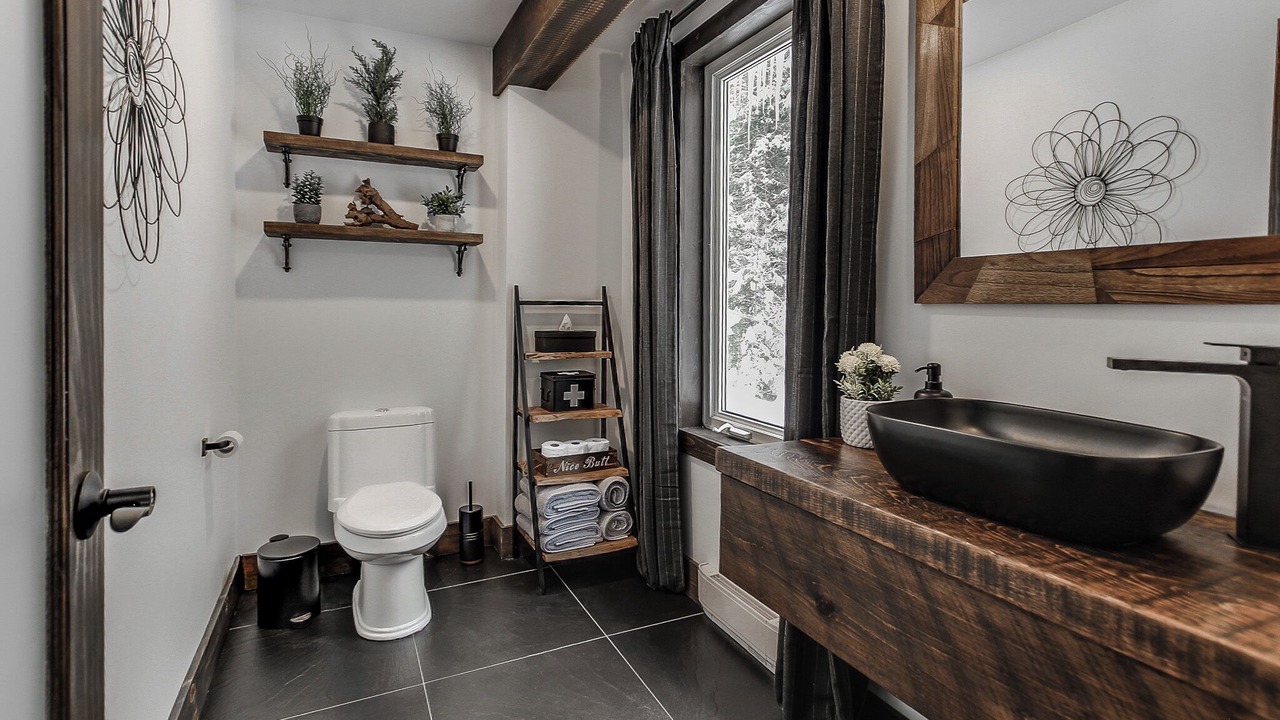 Photo of Bathroom in Lac-Superieur