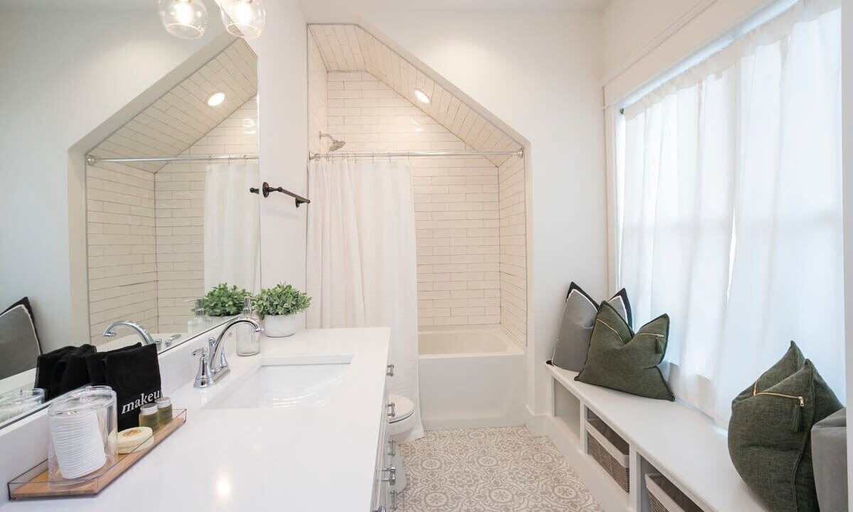 Photo of Bathroom in Donelson Hills