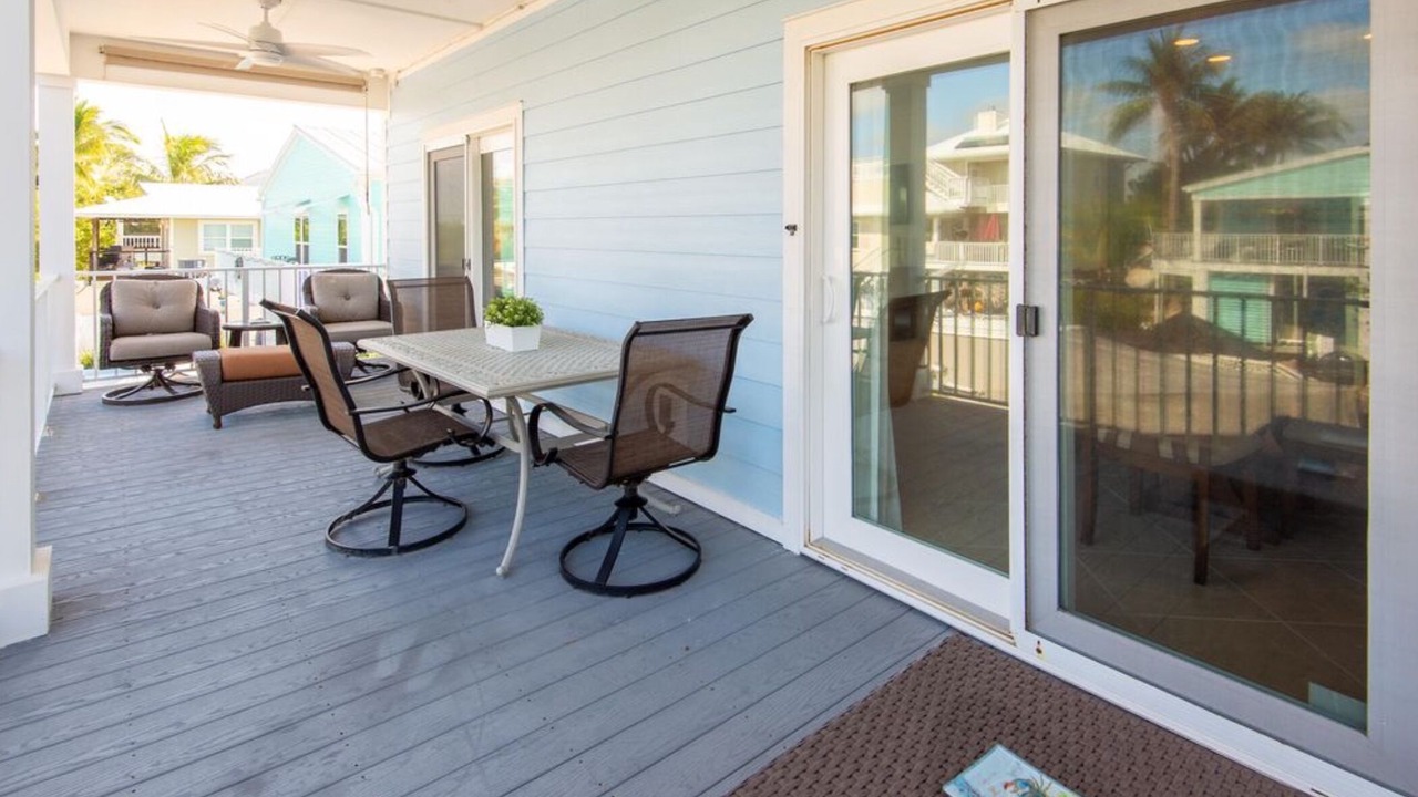 Photo of Outdoor in Breezeswept Beach Estates