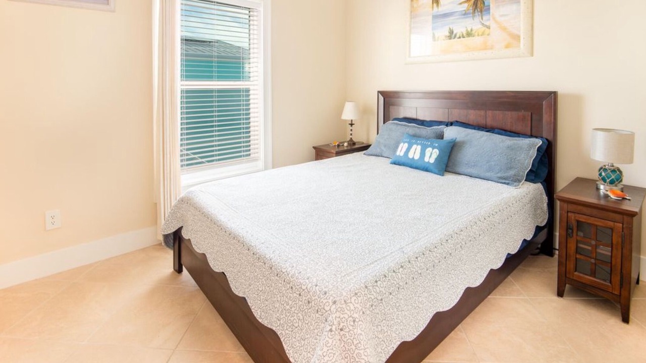 Photo of Bedroom in Breezeswept Beach Estates