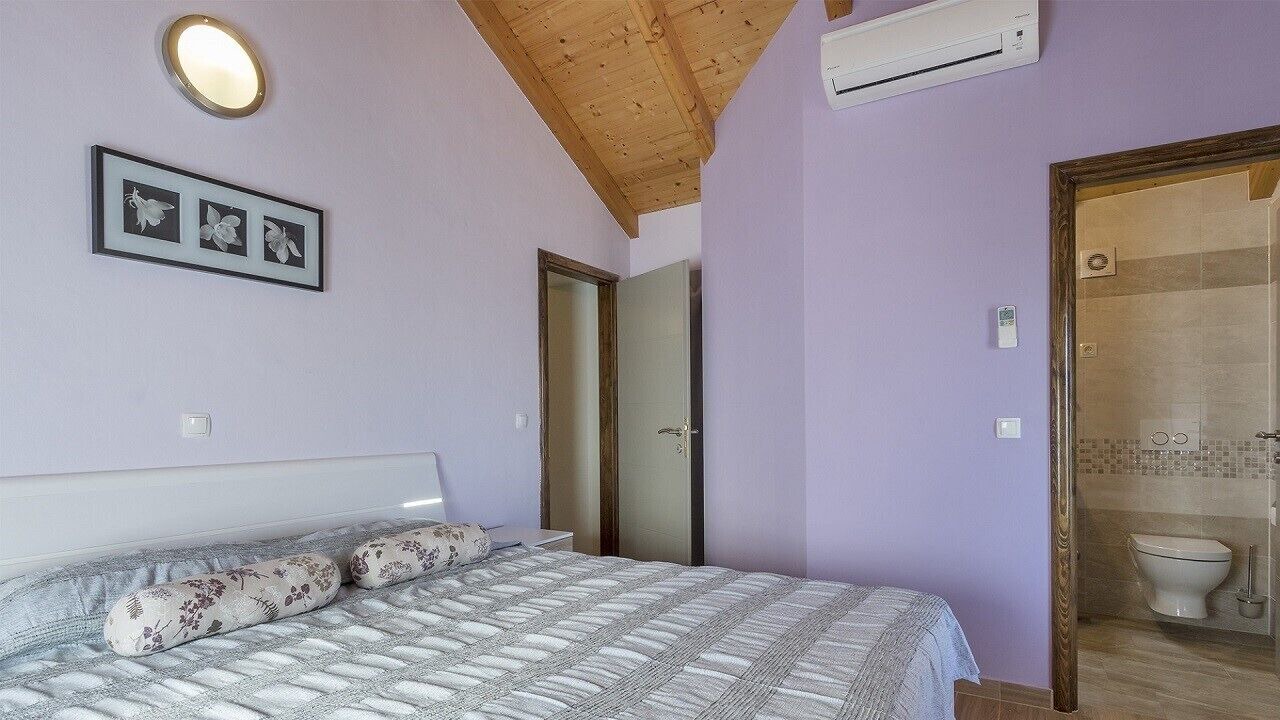 Photo of Bathroom in Orbanici