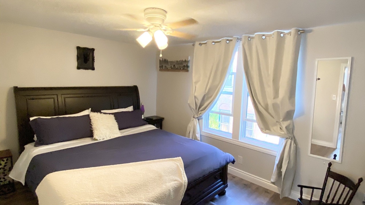 Photo of Bedroom in Niagara Falls