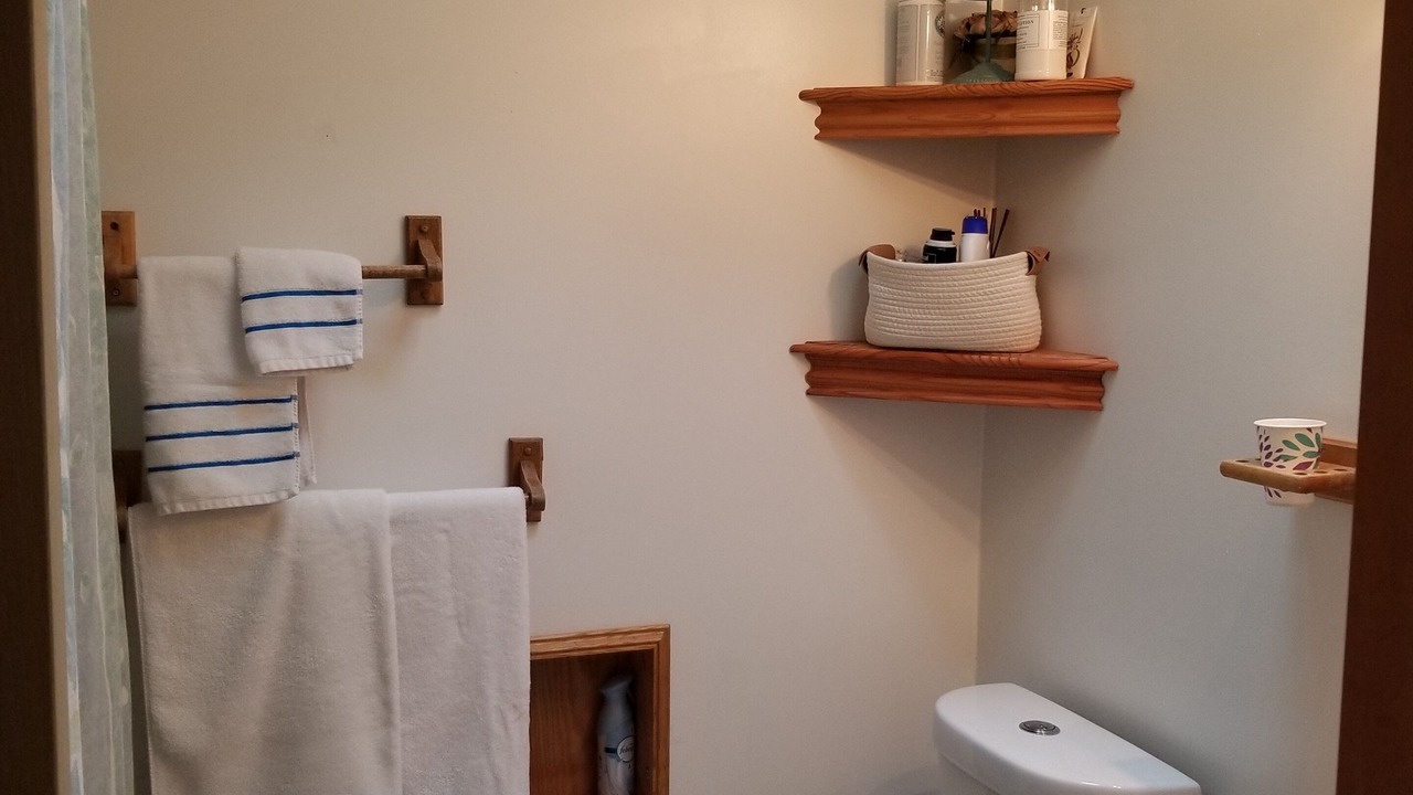 Photo of Bathroom in Pultneyville