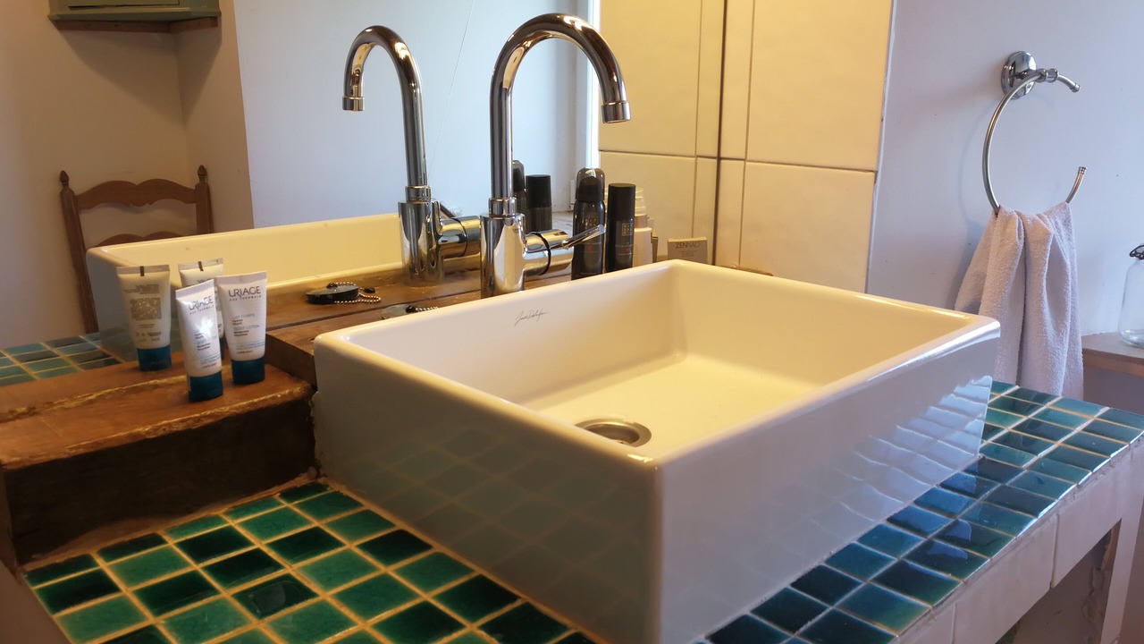 Photo of Bathroom in Neuveglise-sur-Truyere