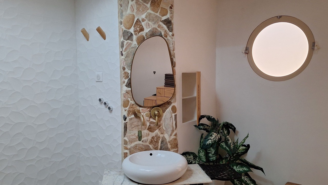 Photo of Bathroom in Saint-Dionisy