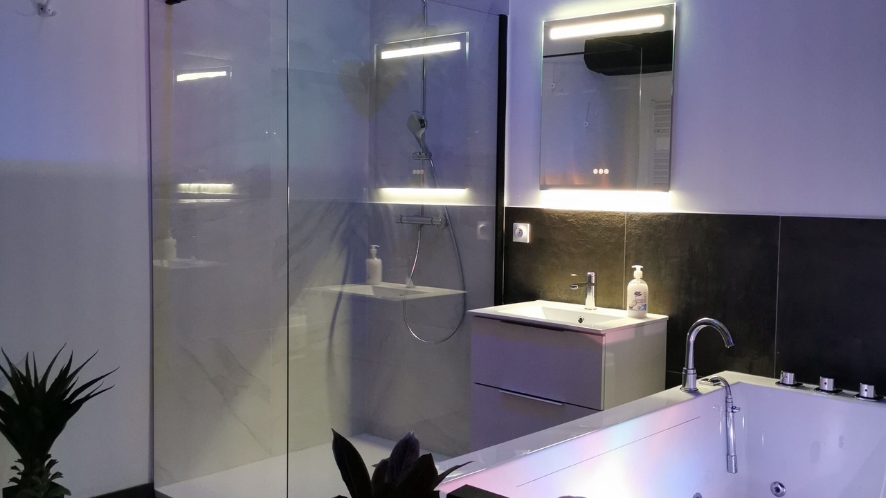 Photo of Bathroom in Mezy-sur-Seine