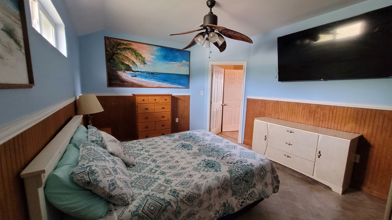 Photo of Bedroom in Onalaska