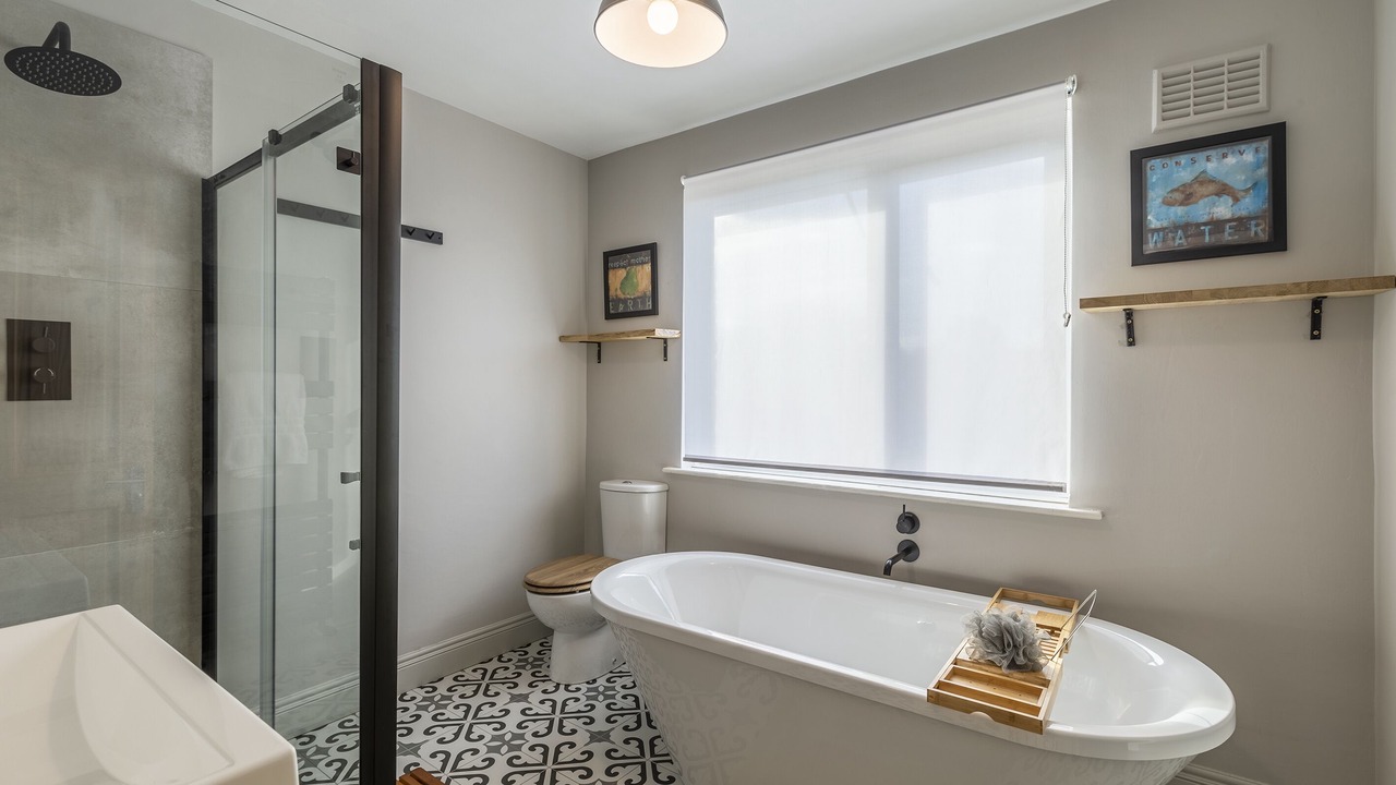 Photo of Bathroom in Cliftonville