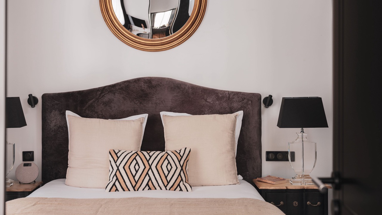 Photo of Bedroom in Graslin - Commerce