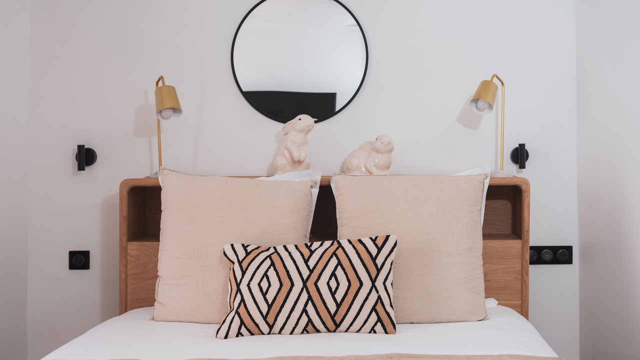 Photo of Bedroom in Graslin - Commerce