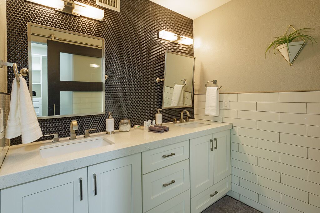 Photo of Bathroom in Greenbrier East Villas