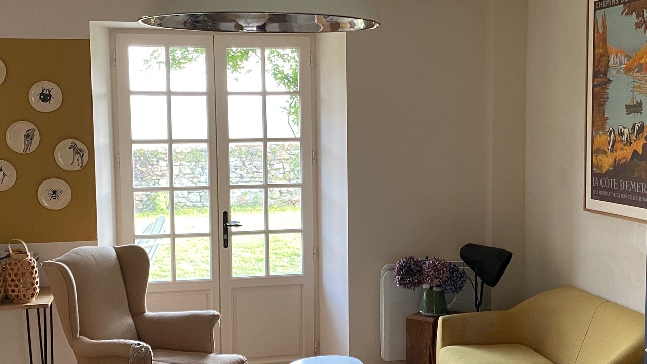 Photo of Livingroom in Plouer-sur-Rance
