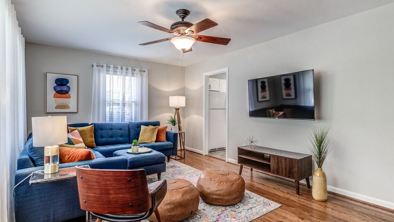 Photo of Livingroom in Southwest Raleigh