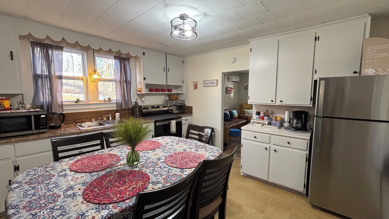 Photo of Kitchen in Reed Creek