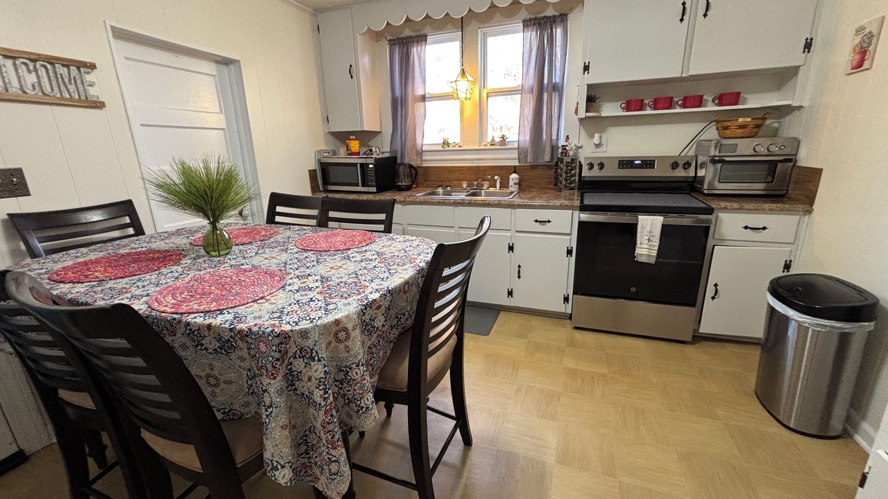 Photo of Kitchen in Reed Creek