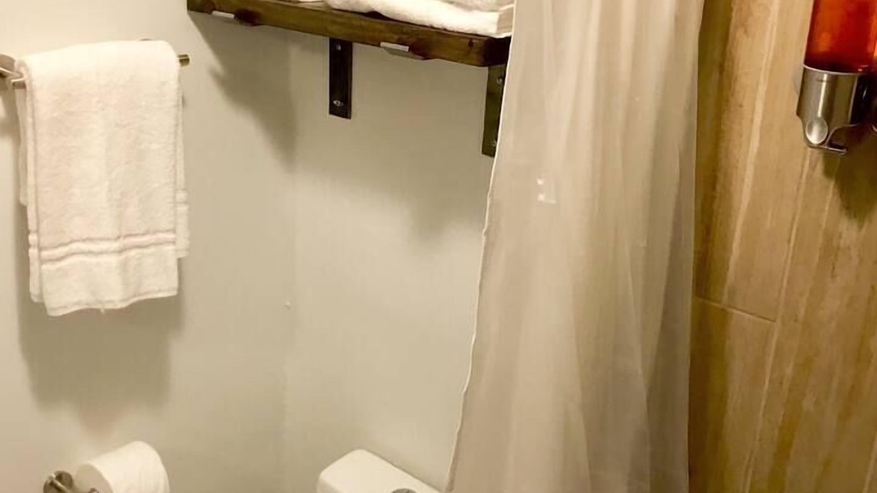 Photo of Bathroom in Lower Greenville
