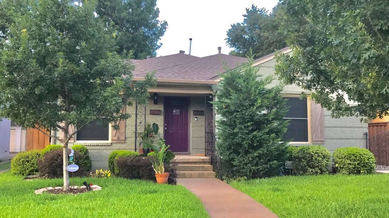 Photo of Others in Lower Greenville