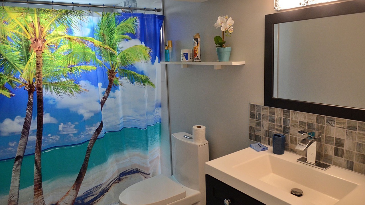 Photo of Bathroom in Dunning