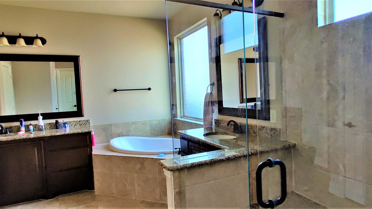 Photo of Bathroom in Lavon